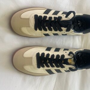 Adidas Women's Beige and Black Sneakers